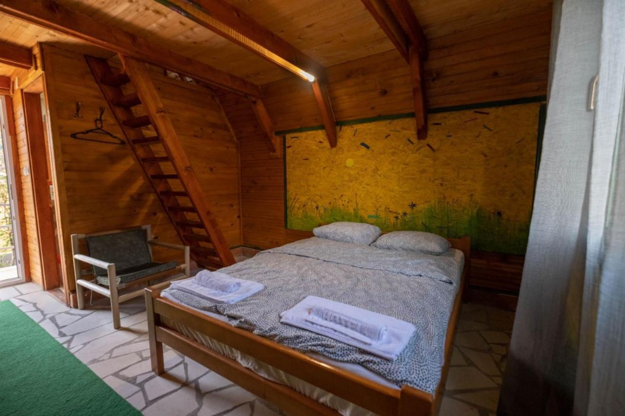 Etno Selo Bastadur Цетине Экстерьер фото